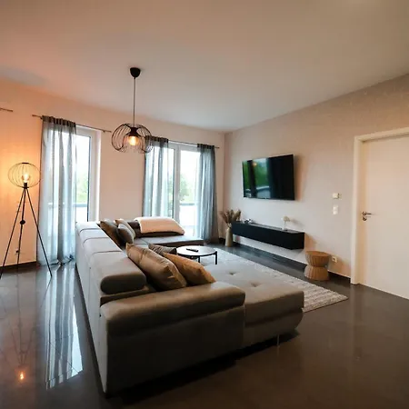 Agora Penthouse Am Goitzschesee *